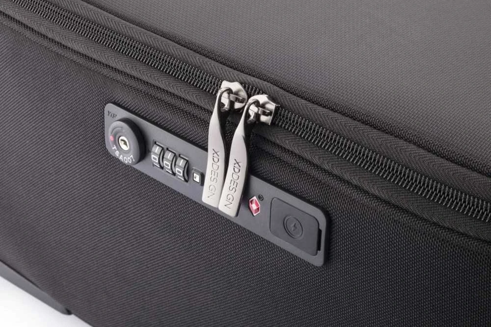 Kuprinė/rankinė su ratukais XD Design Bobby Trolley juodas P705.771