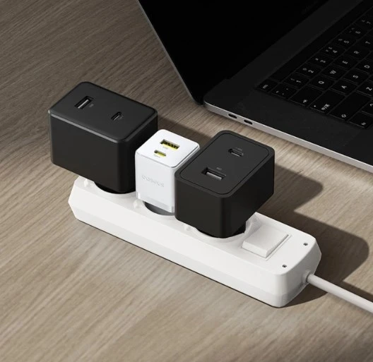Baseus Palm 30W USB-C USB-A wall charger Baltas