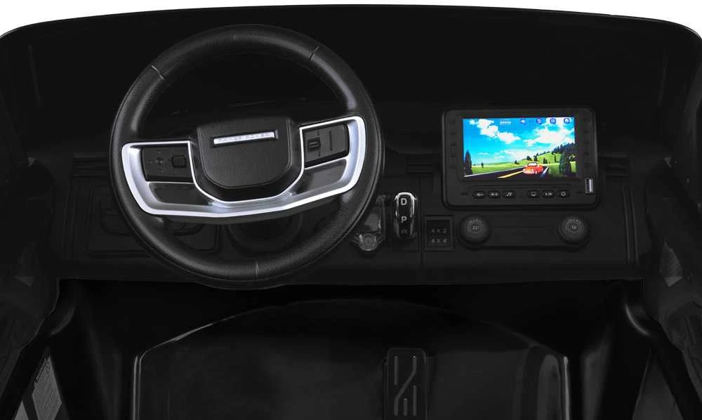 Jokomisiada Baterijos valdomas automobilis RANGE ROVER 4x4 su ekranu ir nuotolinio valdymo pulteliu PA0319