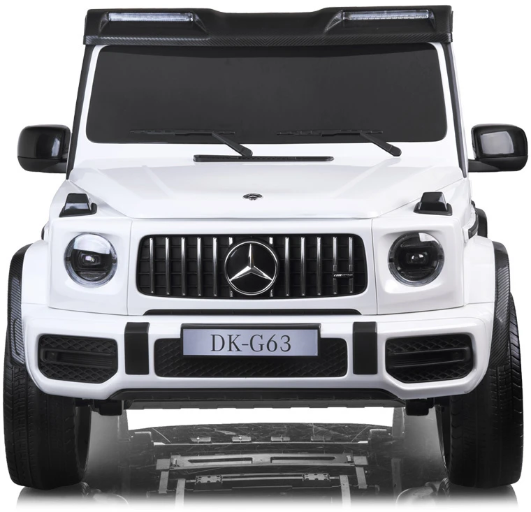 Jokomisiada Baterijomis varomas automobilis Mercedes G klasės 63 AMG 4x4 Panelinis radijas 2 asmenims PA0309