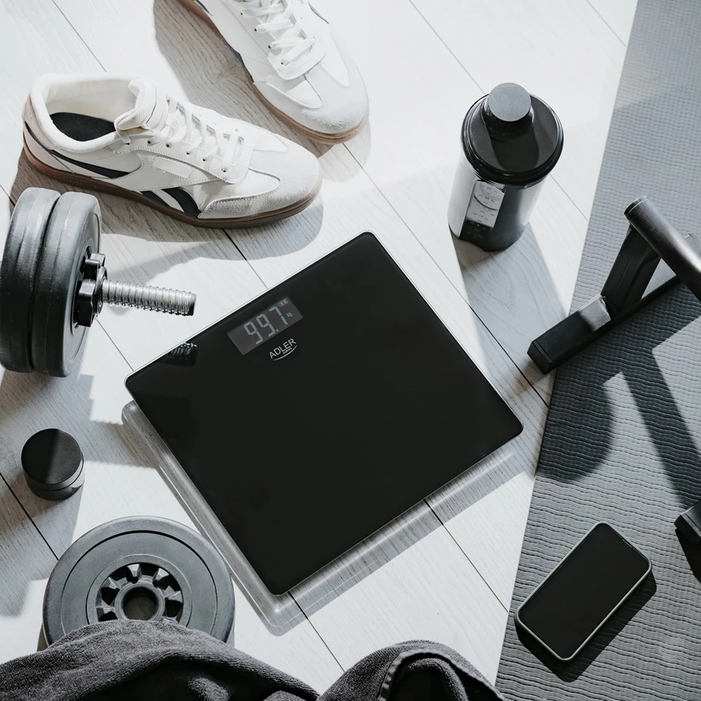 Svarstyklės Bathroom scale ADLER AD 8194b rechargeable USB-C Juodas