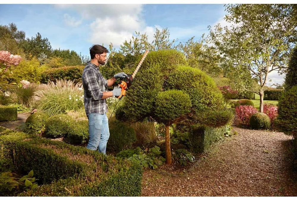 Black & Decker Gyvatvorių žirklės Juodas & Decker BEHTS451-QS; 550 W