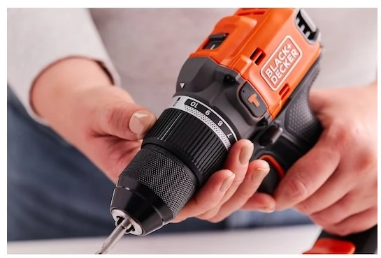 Black & Decker Juodas & Decker BLD683XN-XJ drill 1800 RPM 1kg Juodas, Oranžinis