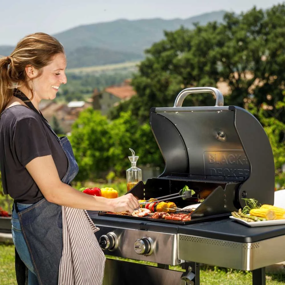 Black & Decker juodas+decker Juodas & Decker BXOG7200E gas grill, 2 burners x 3.6 kW