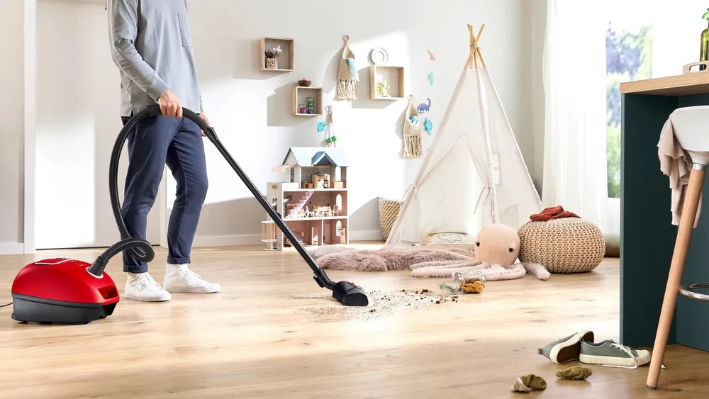 Bosch BGB41PET1 Serija 4, Dulkių siurblys su maišeliu, ProAnimal, Raudona