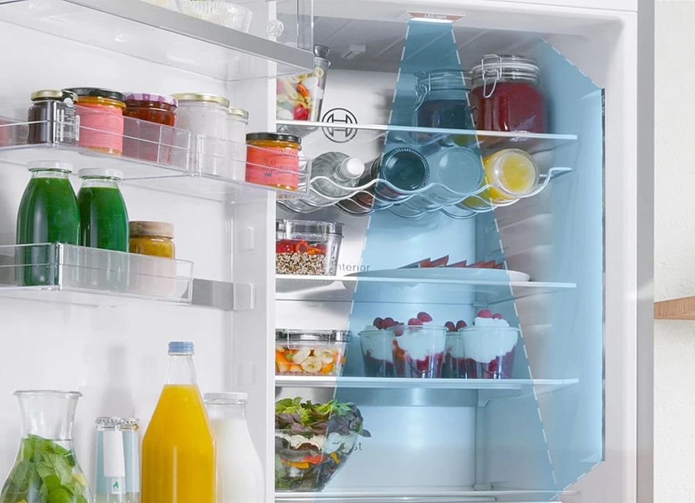 Bosch Serie 6 KGN49LBCF fridge-šaldiklis Freestanding 440 L C Juodas