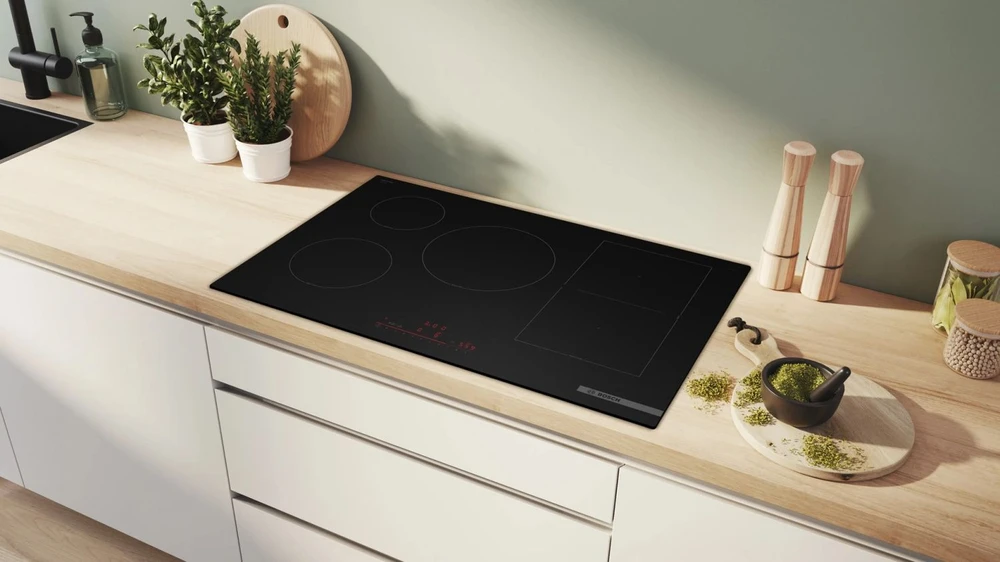 Bosch Serie 6 PVW81CHB1E kaitlentė Juodas Įmontuojama 80 cm Zonos indukcinė kaitlentė 5 zona(-os)