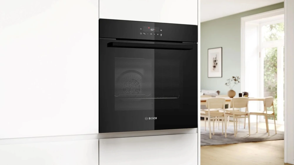 BOSCH HBG571EB4 Built-in Oven, Juodas, 71 L