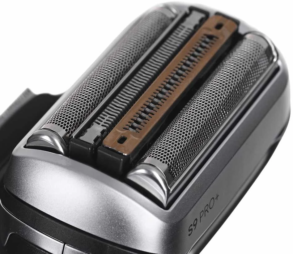 Braun 9600S Barzdaskutė Series 9 PRO+ juodas