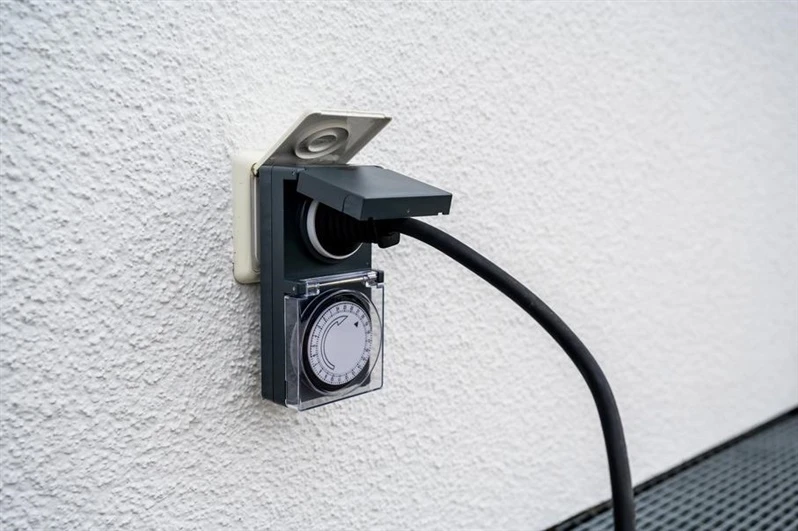 Laikmatis Brennenstuhl 1506460 MZ44, 24h IP44, pilkas