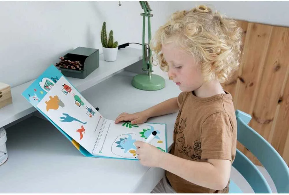 Kapitan Nauka Captain Science Scribbles and Dinosaurs KS0661