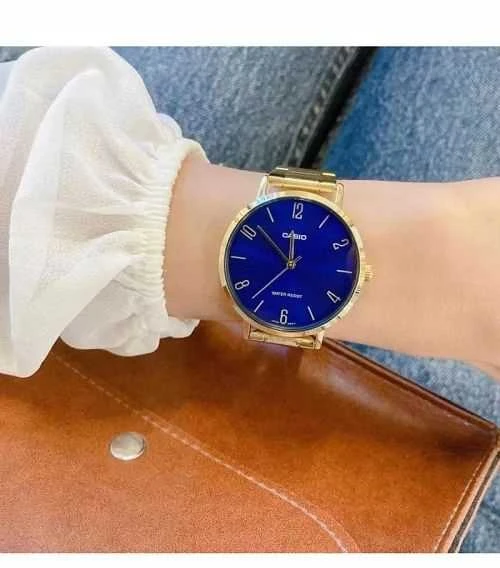 „Casio Collection“ LTP-VT01G-2B laikrodis + dėžutė