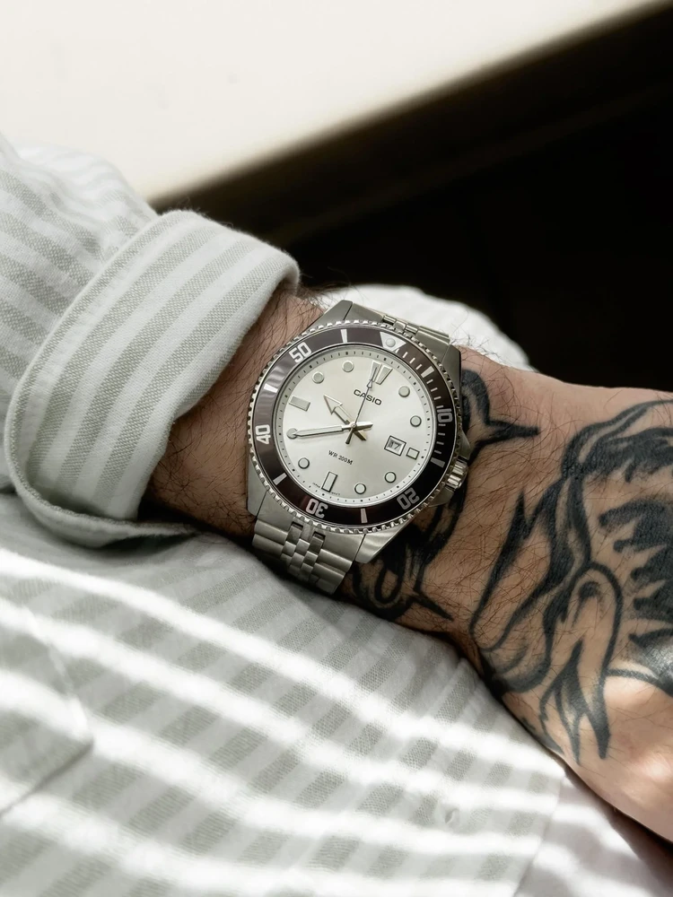 Casio kolekcijos MDV-107D-7AVEF laikrodis