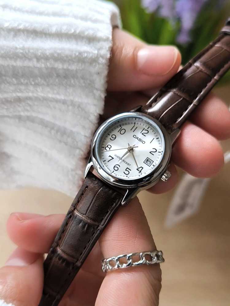 CASIO LTP-V002L-7B2UDF moteriškas laikrodis (zd584i) + dėžutė