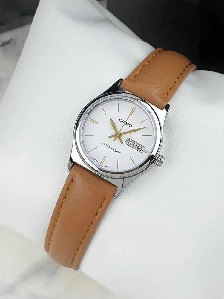 Laikrodis moterims CASIO LTP-V006L-4B (zd576c) + dėžutė
