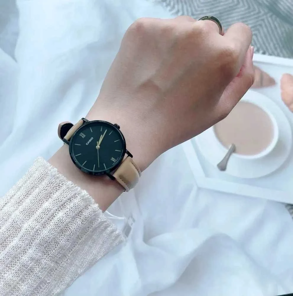 CASIO MOTERIS LAIKRODIS LTP-VT02BL-1A CLASSIC + BOX