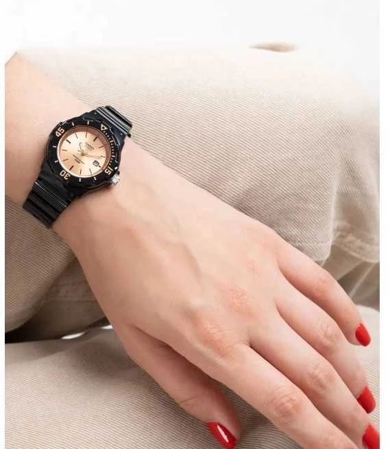 Casio Moteriškas laikrodis LRW-200H-9E2VDF + dėžutė