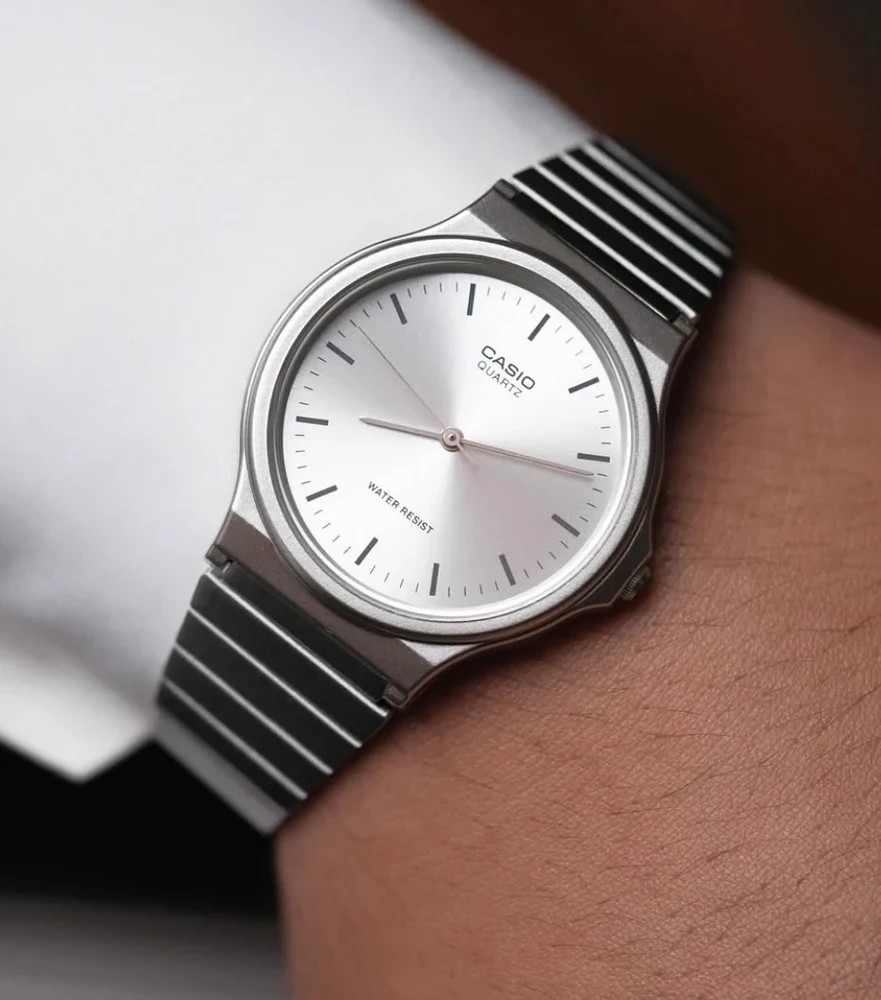 Casio moteriškas laikrodis MQ-24D-7E + dėžutė (zd625b)