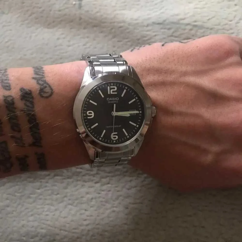 Casio MTP-1215A-1ADF vyriškas laikrodis + dėžutė