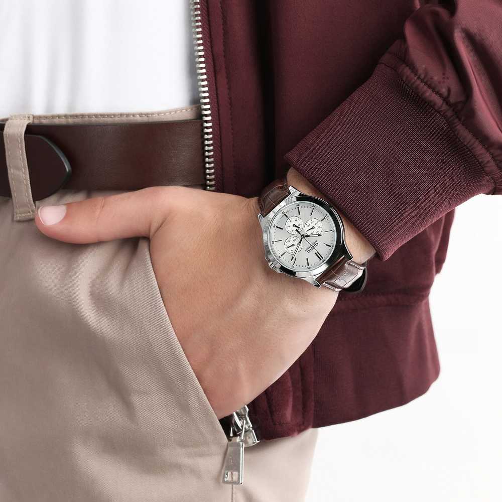 CASIO MTP-V300L-7A VYRIŠKAS LAIKRODIS (AE74B) + DĖŽUTĖ