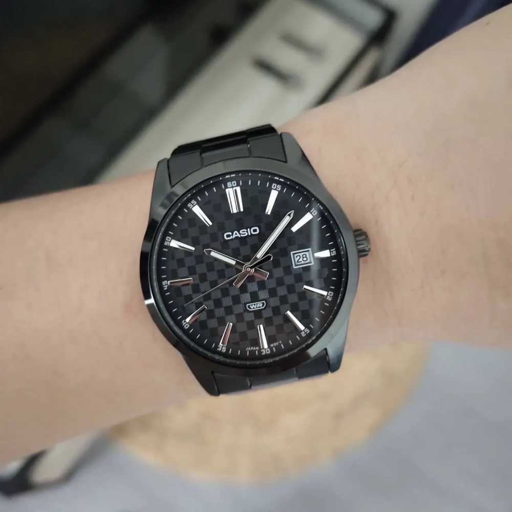 CASIO MTP-VD03B-1A VYRIŠKAS LAIKRODIS + DĖŽUTĖ