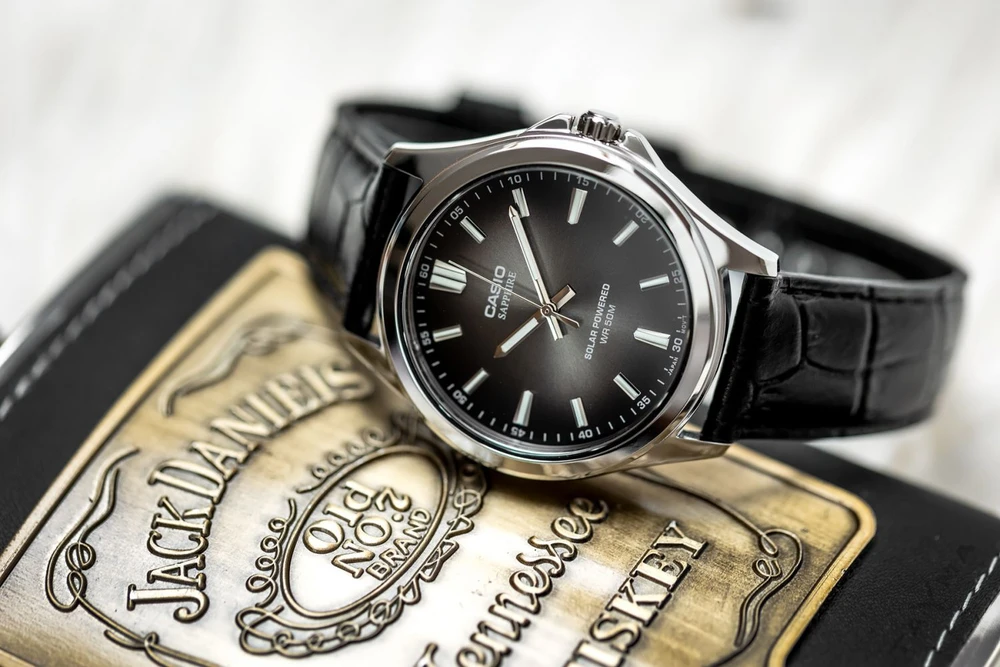CASIO MTS-RS100L-1A VYRIŠKAS LAIKRODIS + DĖŽUTĖ