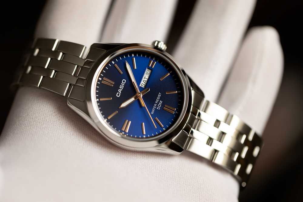 CASIO VYRIŠKAS LAIKRODIS MTP-1335D-2A2 (zd026c) + DĖŽUTĖ