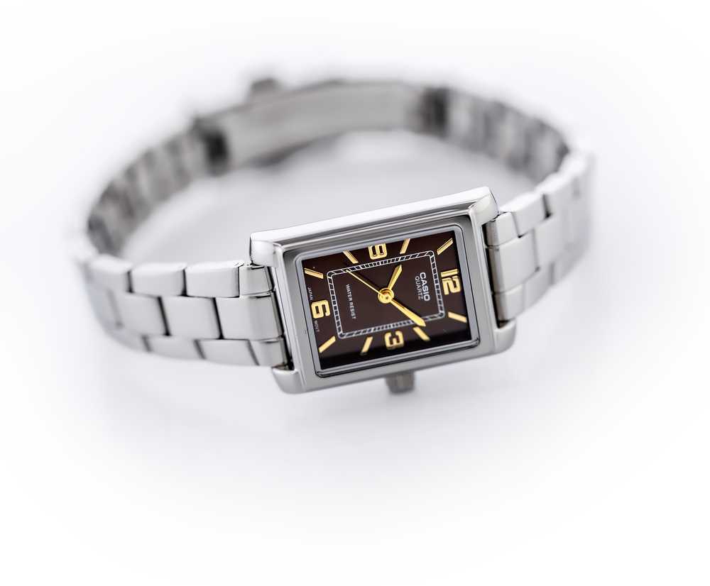 Moteriškas laikrodis CASIO LTP-1234DD-5A + BOX