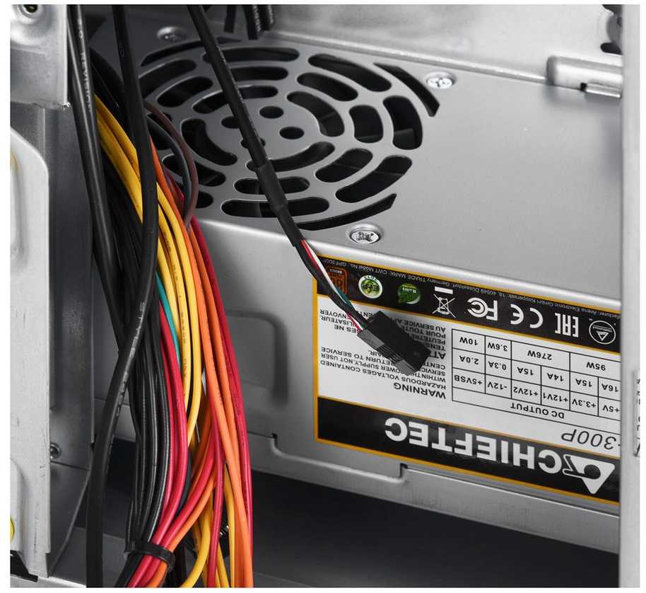 Chieftec BS-10B-300 kompiuterio korpusas Mini Tower juodas 300 W