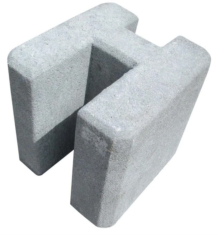 Nežinomas Betoninis sujungimas tvoros pamatui, 20 x 19 x 20 cm