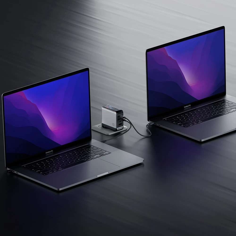 Cuktech AD1204U 120 W sieninis įkroviklis su ekranu ir USB-C laidu – sidabrinis