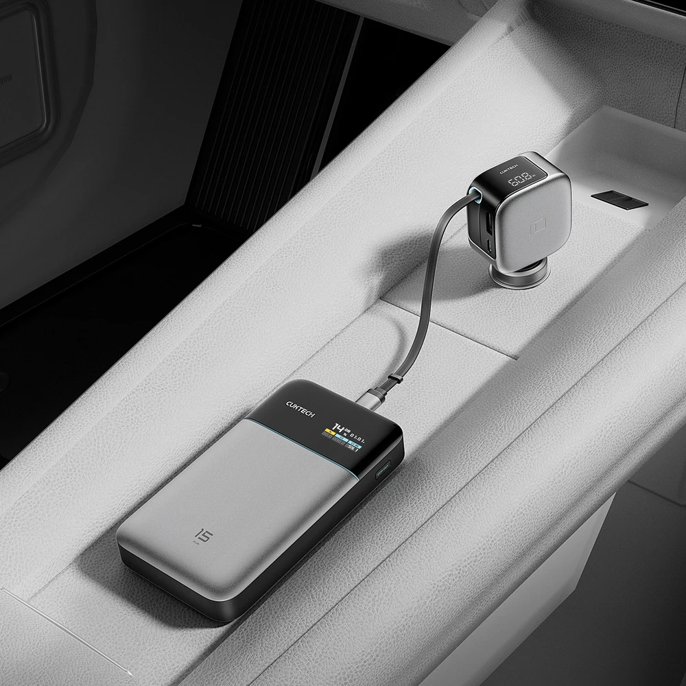 Cuktech CC903P 100 W automobilinis įkroviklis su ekranu ir 70 cm ištraukiamu USB-C laidu – pilkas