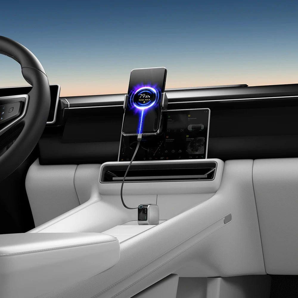 Cuktech CC903P 100 W automobilinis įkroviklis su ekranu ir 70 cm ištraukiamu USB-C laidu – pilkas