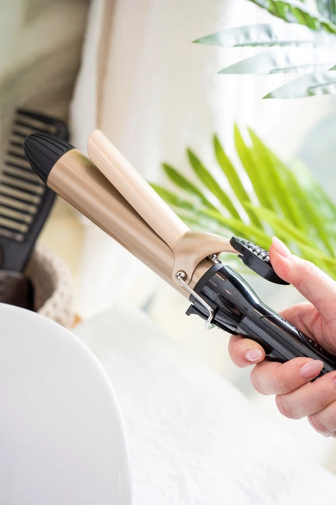Adler | Hair Suktukas | AD 2112 | Ceramic heating system | Barrel diameter 32 mm | 55 W | Juodas