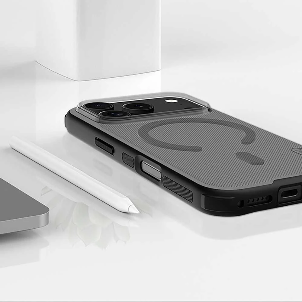 Nillkin Super Frosted Shield Pro Magnetic Dėklas skirtas Apple iPhone 17 Pro skaidrus juodos spalvos