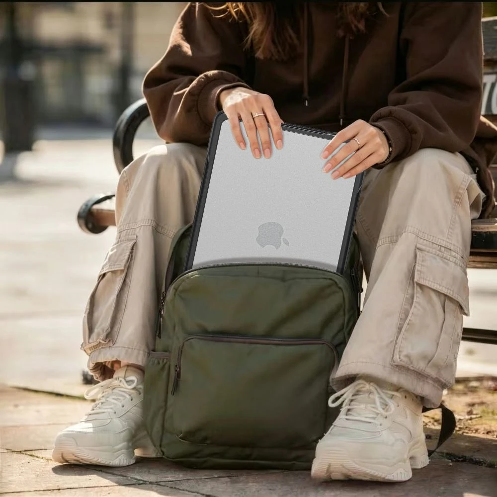 Tech-Protect VELAR MacBook NEO 13 2026 juodos spalvos/matinis skaidrus