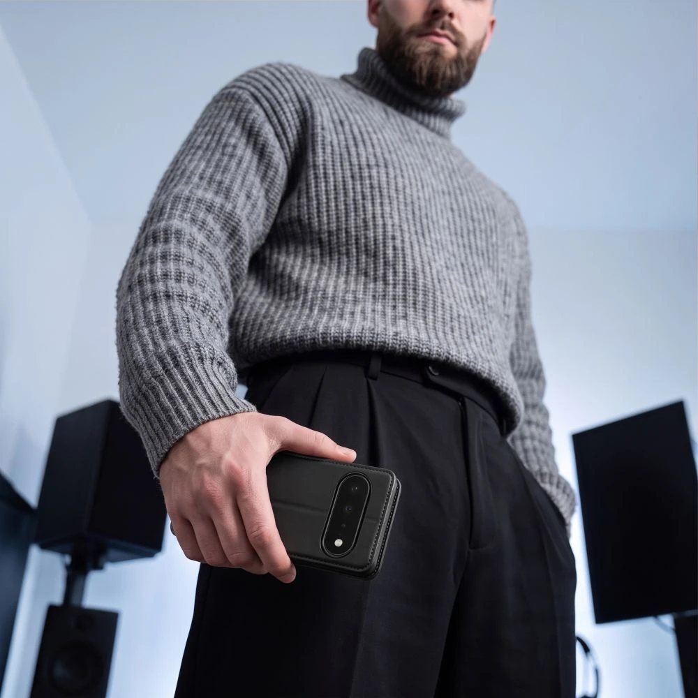 Dėklas Tech-Protect Wallet GOOGLE PIXEL 11 PRO XL MATINIS Juodas