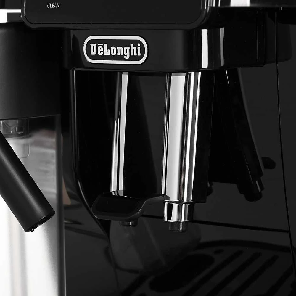 DeLonghi Magnifica Evo ECAM220.60.B automatinis kavos aparatas – juodas