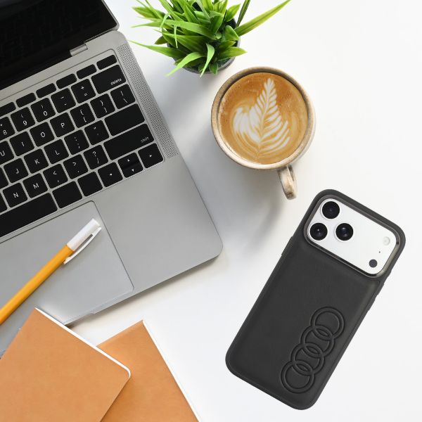Dėklas Audi TT Synthetic Leather MagSafe Case for iPhone 18 Pro Max / 17 Pro Max - Juodas aprašymas - Prekės nuotrauka