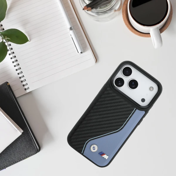 BMW M anglies pluošto logotipo „MagSafe“ dėklas, skirtas „iPhone 17 Pro“ - Mėlyna aprašymas - Prekės nuotrauka