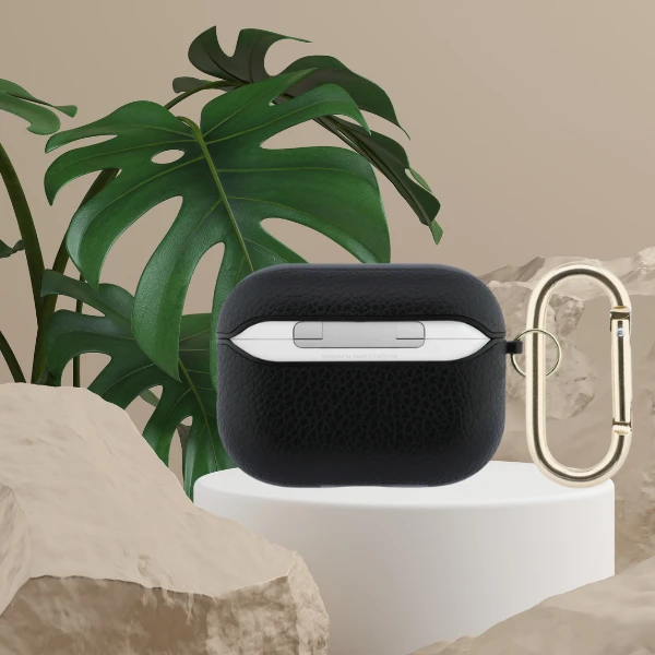 „Guess Grained Classic Logo“ dėklas, skirtas „AirPods Pro 3“ ausinėms - juodas aprašymas - Prekės nuotrauka „Guess Grained Classic Logo“ dėklas, skirtas „AirPods Pro 3“ ausinėms - juodas aprašymas - Prekės nuotrauka