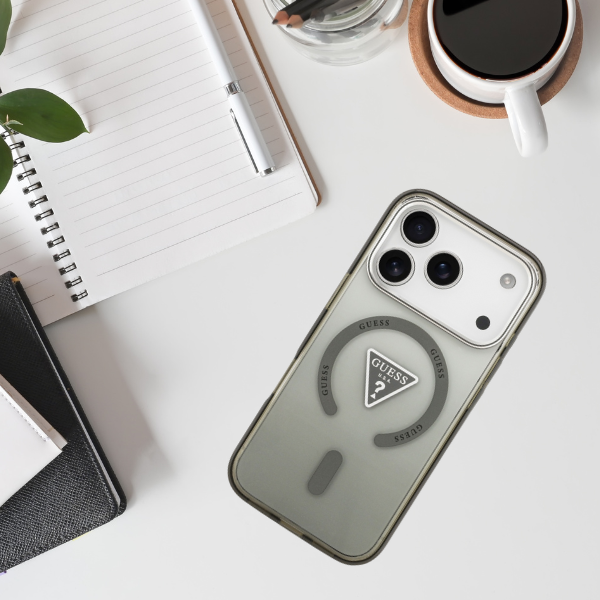 „Guess IML“ gradiento trikampio logotipo „MagSafe“ dėklas, skirtas „iPhone 17 Pro“ - Žalias aprašymas - Prekės nuotrauka „Guess IML“ gradiento trikampio logotipo „MagSafe“ dėklas, skirtas „iPhone 17 Pro“ - Žalias aprašymas - Prekės nuotrauka