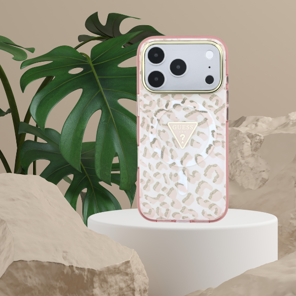 Dėklas Guess IML Leopard Glitter Triangle Logo MagSafe Case for iPhone 17 Pro Max / 18 Pro Max - Rožinė aprašymas - Prekės nuotrauka