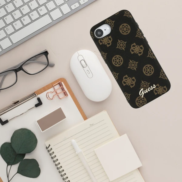 Guess Peony Script Logo MagSafe iPhone 16e Dėklas Juodas aprašymas - Prekės nuotrauka
