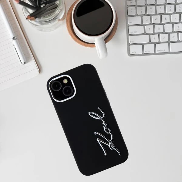 Dėklas Karl Lagerfeld Silicone Metal Script Logo iPhone 15 Case - Juodas aprašymas - Prekės nuotrauka