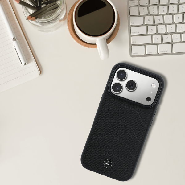 Dėklas Mercedes Leather Mesh with Bow Line MagSafe Case for iPhone 18 Pro Max / 17 Pro Max - Juodas aprašymas - Prekės nuotrauka