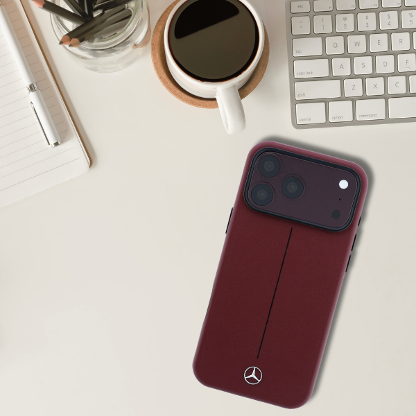 Dėklas Mercedes Leather Semi Wrap Iconic Line MagSafe Case for iPhone 18 Pro / 17 Pro - Burgundy aprašymas - Prekės nuotrauka