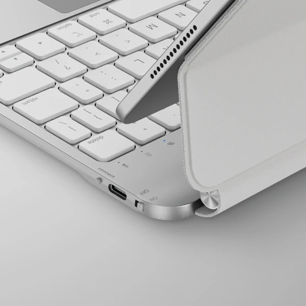 Uniq Venno Pro Magnetic Smart Case with Keyboard for iPad Air 10.9