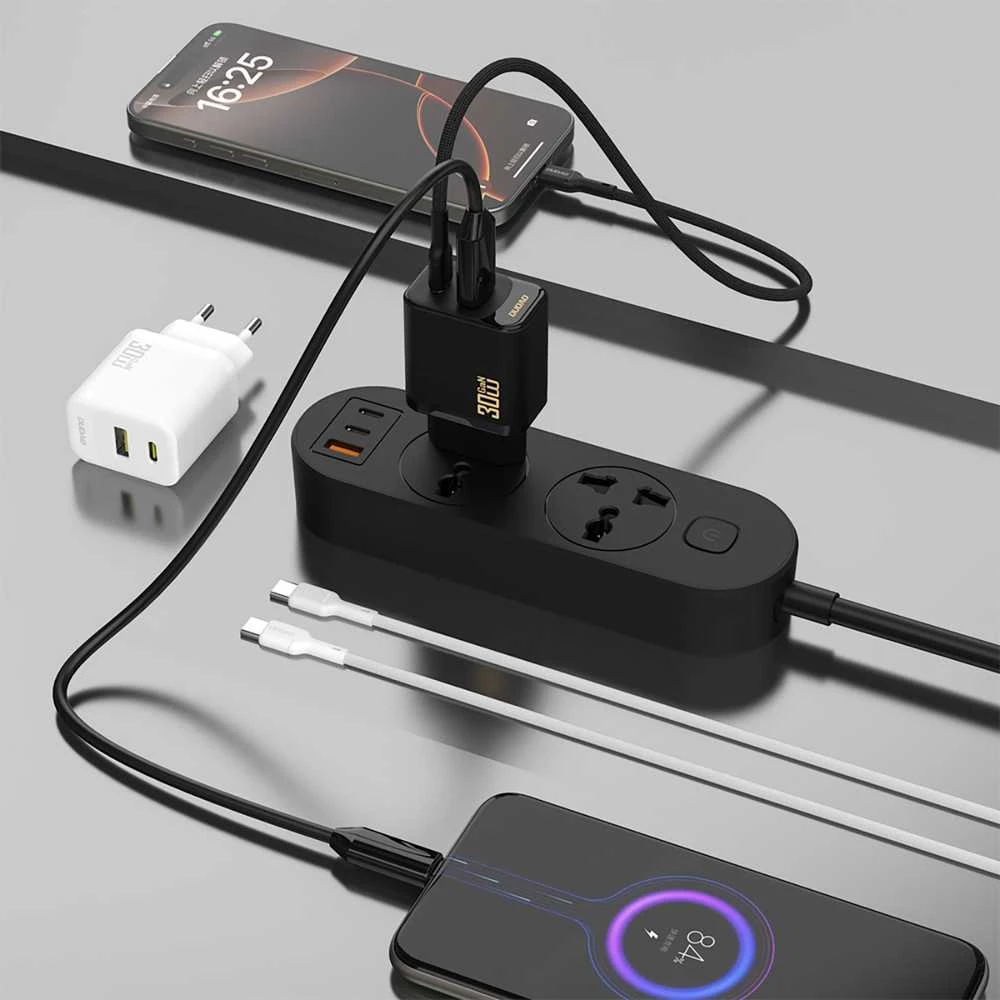 Dudao A27TEU PD 30W GaN USB-A USB-C sieninis įkroviklis – juodas
