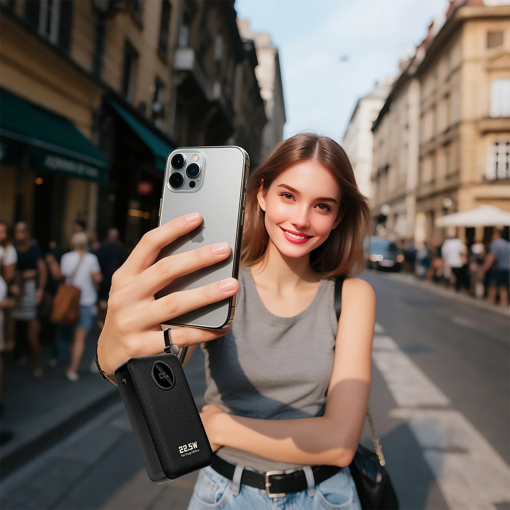 Dudao K14+ išorinė baterija 20000mAh 22.5W USB-C / USB-A / integruoti „Lightning“ ir USB-C laidai – juoda